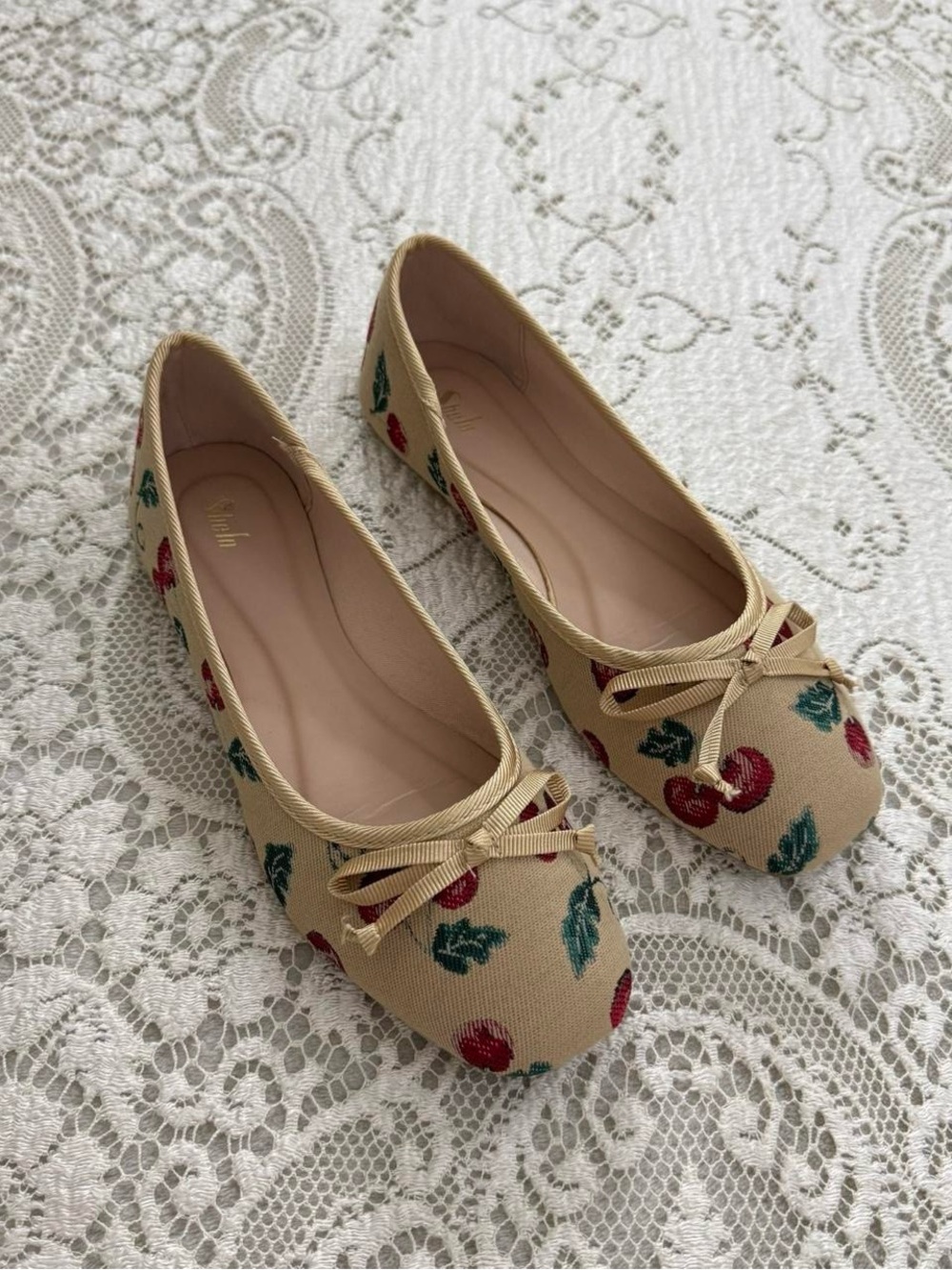 cottagecore americana twee girly grunge cherry print ballet flats | size 6